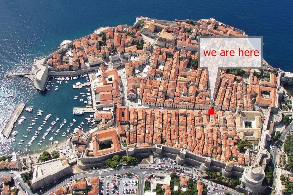 Carpe Diem On The Main Street - Stradun * Dubrovnik